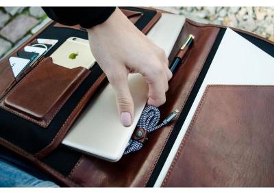 folde rudas Odinis dokumentu bloknotu nesiojamo kompiuterio macbook air popieriu A4 plancetes deklas papke imaute is naturalios odos gaminai kaledines gimtadienio jubiliejaus prabangios brangios verslo partneriams dovanos vyrui vyrams teciui sunui 143