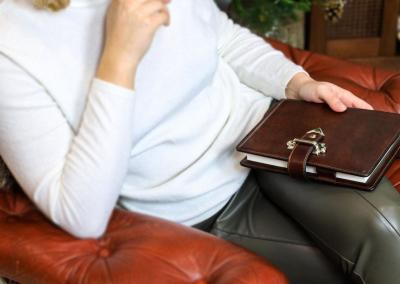 naturalios odos uzrasine dienorastis su sagtimi uzsegimu darbo knyga dovanos vyrui vyrams zmonai moterims vaikinui merginai teciui mamai  meninkui prabangios brangios kaledines valnetino verslo dovanos gimtadienio jubiliejaus  1