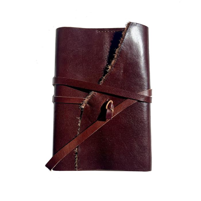 A6 dėklas užrašinei iš odos, baltais lapais piešimui