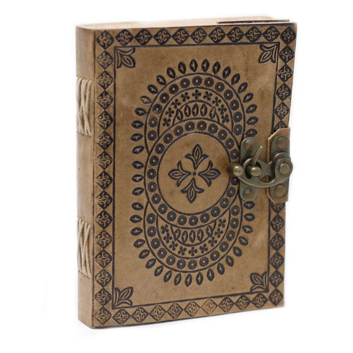Odinė užrašinė su mandala (18×13 cm) – tuščiais lapais