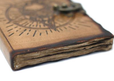Odinė užrašinė – Pentagon & Skull with Burns Detail Notebook (18x13 cm)