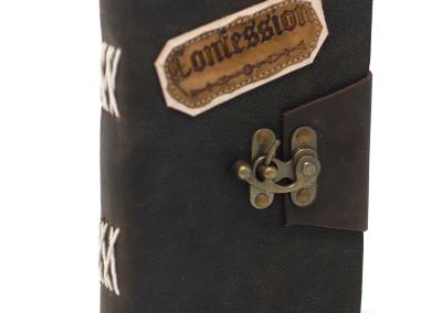 Odinė užrašinė – Black Confessions with Lock Notebook (18x13 cm)