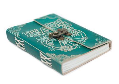 Odinė užrašinė – Green Peace with Lock Notebook (18x13 cm)