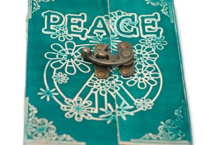 Odinė užrašinė – Green Peace with Lock Notebook (18x13 cm)