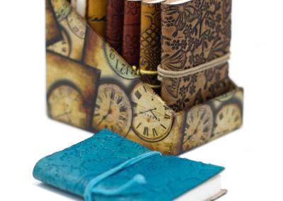 Odinė užrašinė – Mini Assorted Leather Notebooks (10x7.5 cm)