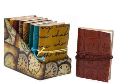 Odinė užrašinė – Mini Assorted Leather Notebooks (10x7.5 cm)
