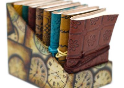 Odinė užrašinė – Mini Assorted Leather Notebooks (10x7.5 cm)