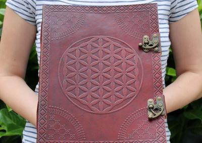 Odinė užrašinė – Huge Flower of Life Leather Book 10x13