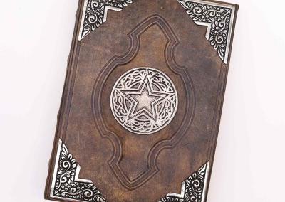 Odinė užrašinė – Hefty Brown Tan Book - Zinc Pentagon Decor - 26x18cm