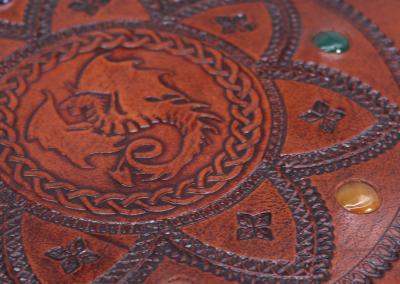 Odinė užrašinė – Huge Tomb Book -  Charkra Stones Dragon Mandala - 25x34cm