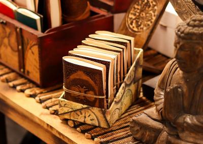 Odinė užrašinė – Assorted Medium Esoteric Leather Notebooks (5x3.5