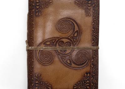 Odinė užrašinė – Assorted Medium Esoteric Leather Notebooks (5x3.5