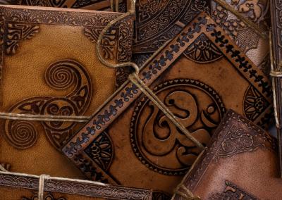 Odinė užrašinė – Assorted Medium Esoteric Leather Notebooks (5x3.5