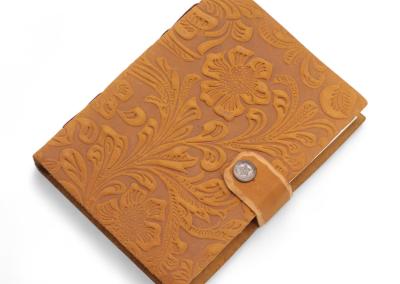 Odinė užrašinė – Embossed Notebooks (7x5