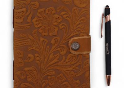 Odinė užrašinė – Embossed Notebooks (7x5