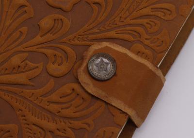 Odinė užrašinė – Embossed Notebooks (7x5