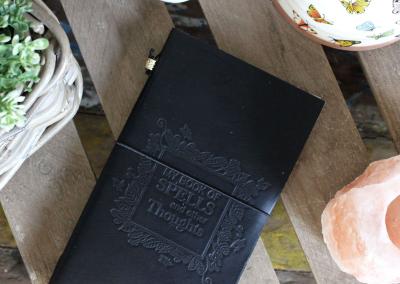 Odinė užrašinė – Handmade Leather Journal - Travel the World - Brown (80 pages)